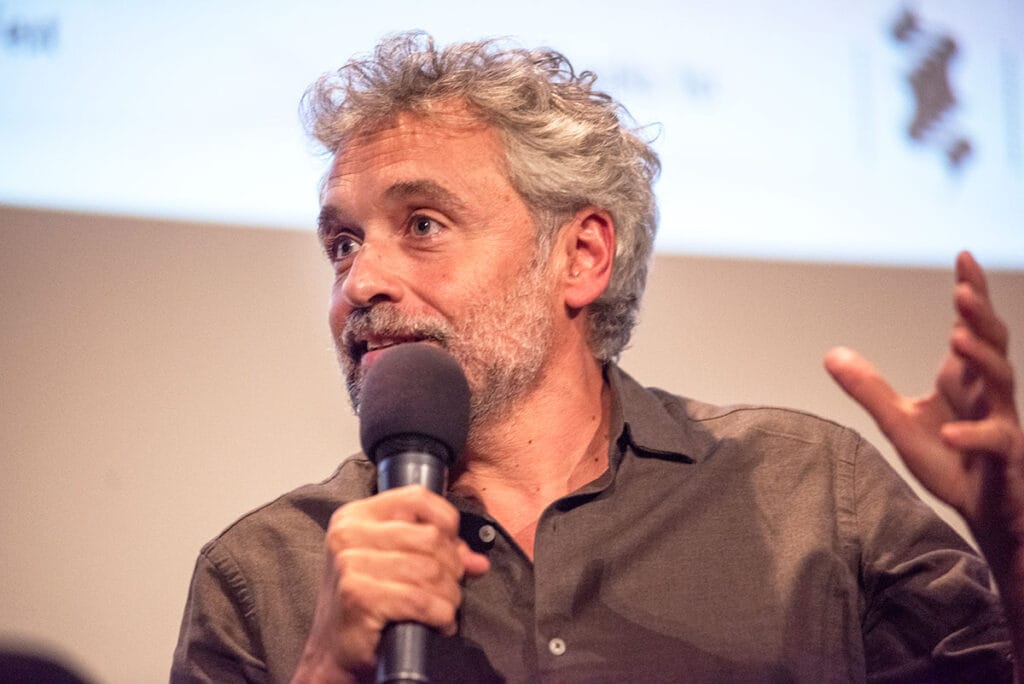 Filmmaker Pau Durà. Birds Flying East